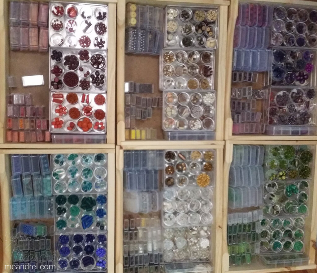 Les mêmes entièrement pleins.